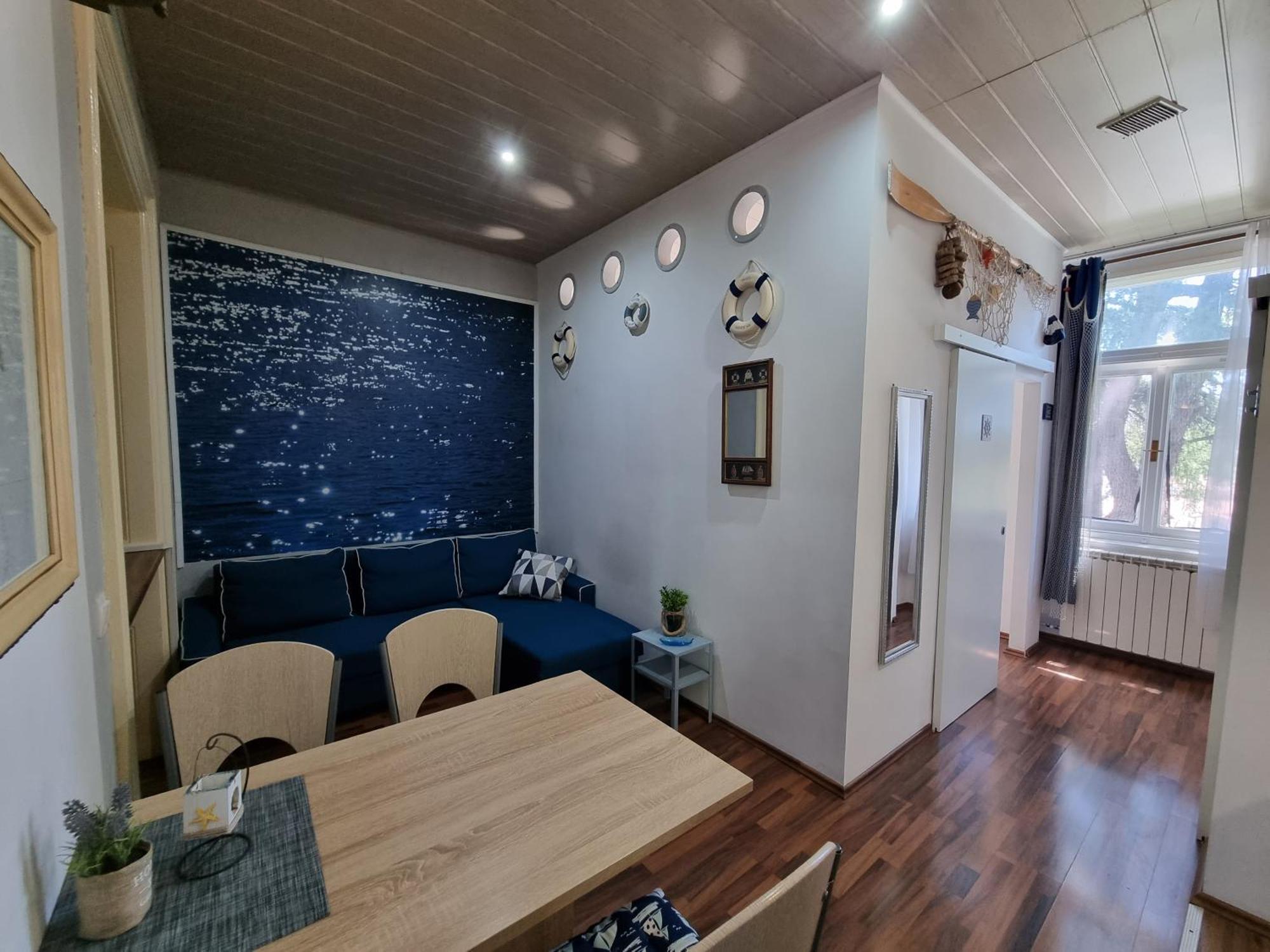 Subcastrum Apartments Пула Екстериор снимка
