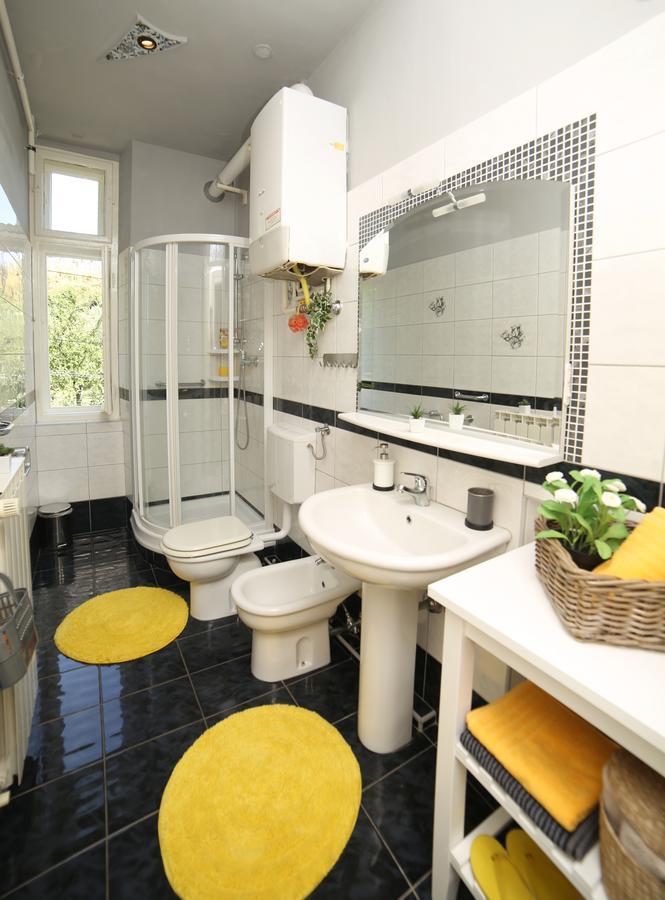 Subcastrum Apartments Пула Екстериор снимка